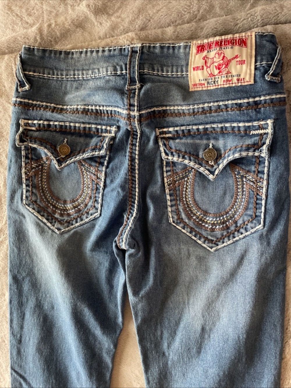 True Religion Embellished Back Pocket Jeans - Light Blue super Ricky t size 32